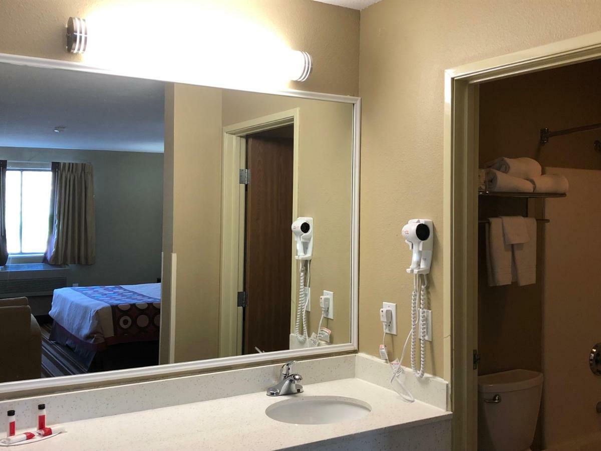 Super 8 By Wyndham S Jordan/Sandy/Slc Area South Jordan Exterior photo